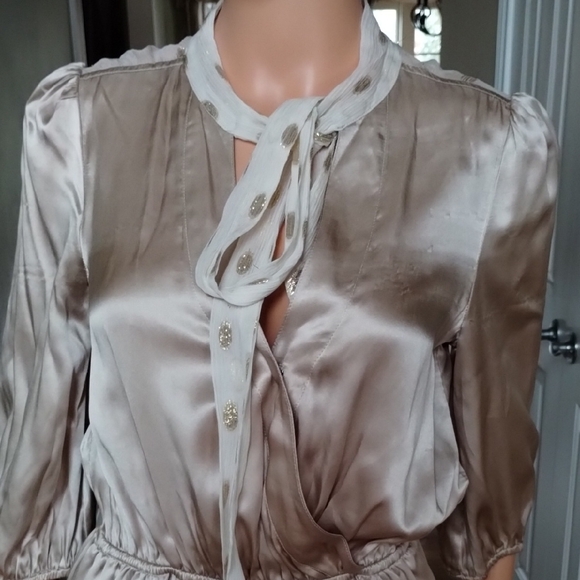 Line & Dot Romper - Picture 3 of 15